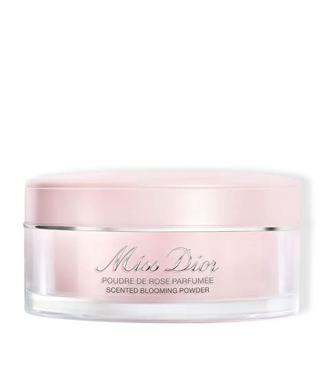 Miss Dior Scented blooming powder .